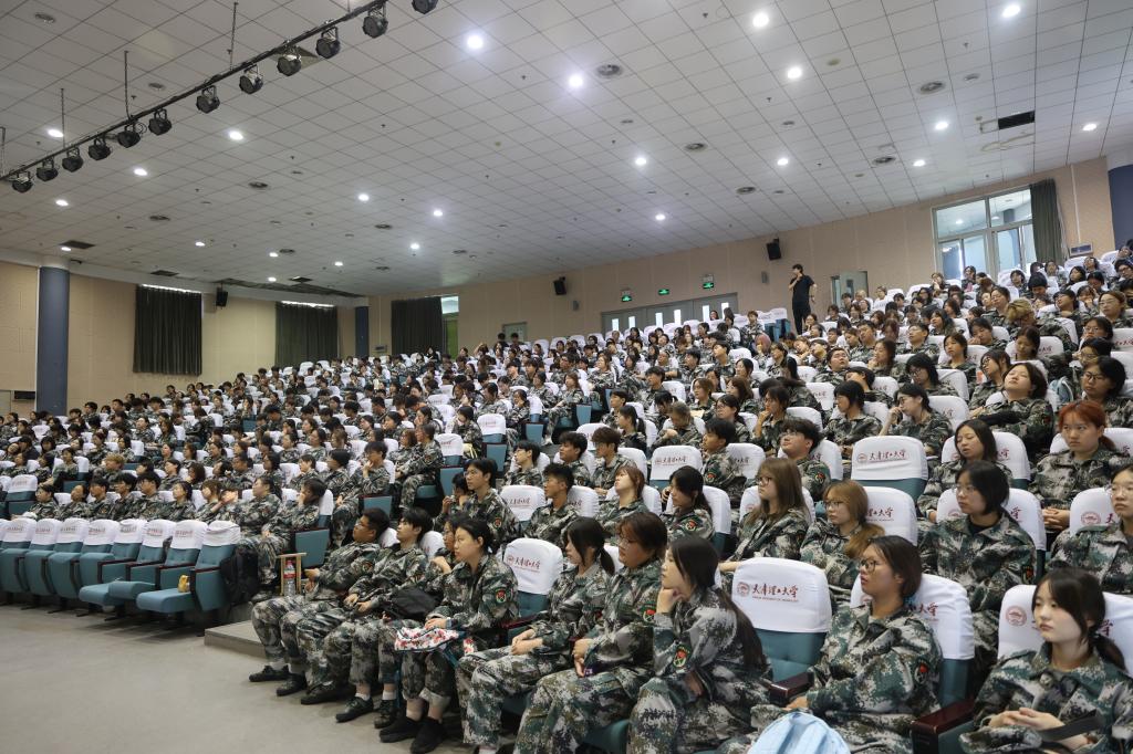 系统阐述新时代艺术学子的责任使命